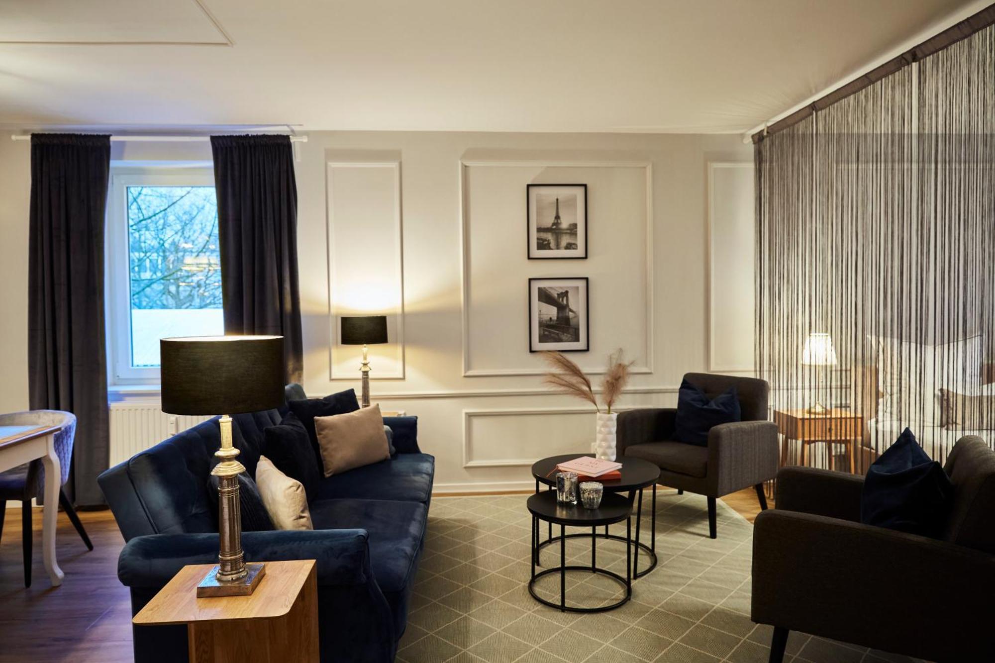 R B Apartment Am Airport Hamburg - 1-4 Personen - Kueche - Smart Tv - Waschmaschine - Perfekt Fuer Geschaeftsreisende Oder Familien Экстерьер фото